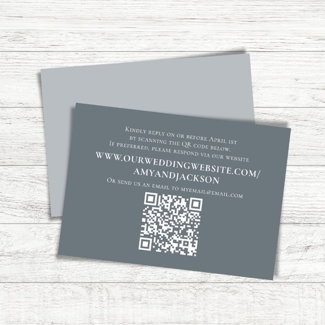 Dusty Blue Simple QR Code Site Web RSVP Mariage (Simple blue-grey wedding RSVP card with a scannable QR code. )