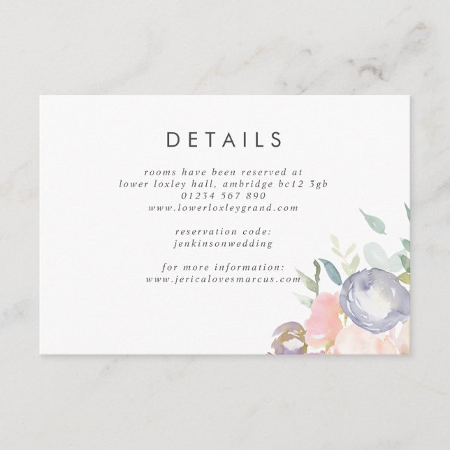 Dusty Blue und Pink Blume Hochzeit Begleitkarte (Vorderseite)