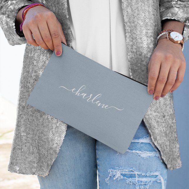 Dusty Blue und White Eleganname Zubehörtasche (Dusty Blue and White Elegant Name Accessory Pouch)