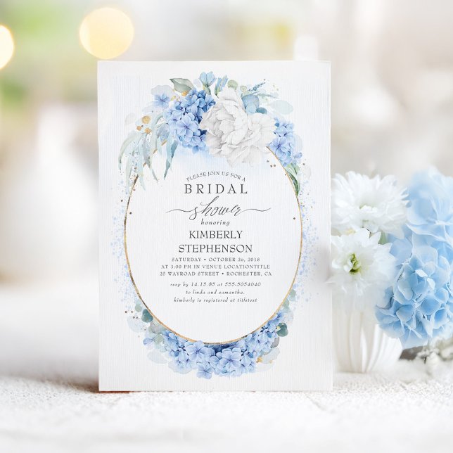 Dusty Blue und White Floral Brautparty Einladung (Dusty Blue Bridal Shower Invitation)