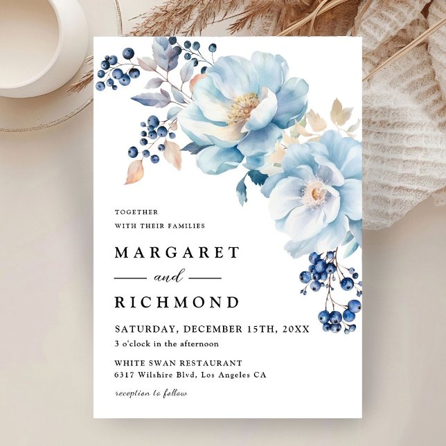 Dusty Blue Watercolor Floral Berry Winter Wedding Einladung (Von Creator hochgeladen)