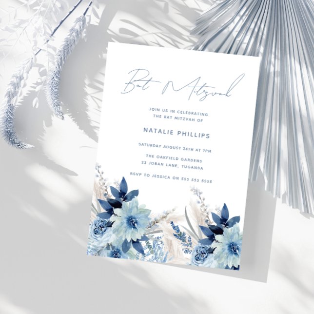Dusty Blue Watercolor Florals Bat Mitzvah Einladung (Von Creator hochgeladen)