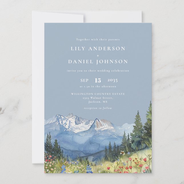 Dusty Blue Watercolor Mountain Wildblume Hochzeit Einladung (Vorderseite)
