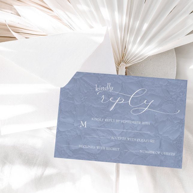 Dusty Blue Wedding Simple Chic RSVP Karte (Von Creator hochgeladen)