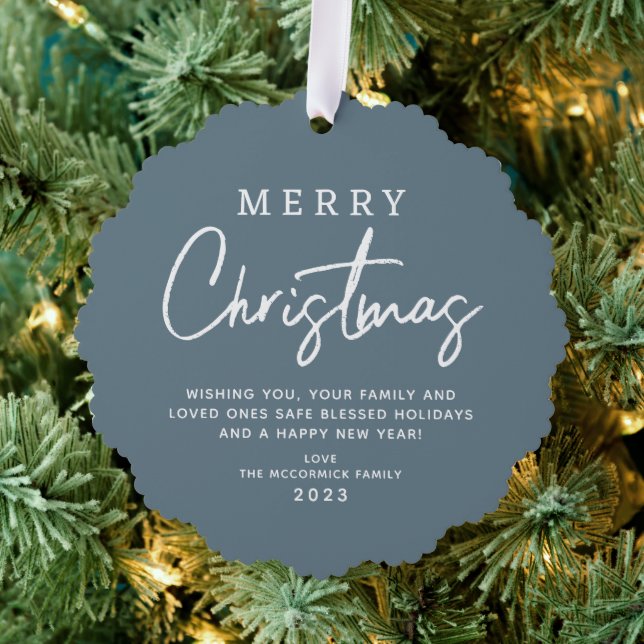 Dusty Blue Weihnachtsskriptfamilie Name Custom Ornament Karte (Insitu (Baum))
