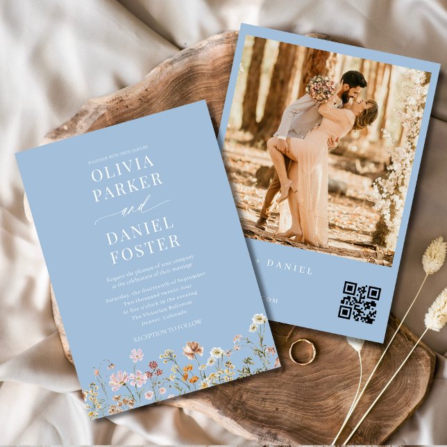 Dusty Blue Wildblume QR Code Foto Boho Wedding Einladung (Von Creator hochgeladen)