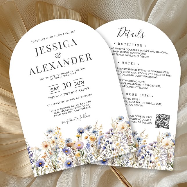 Dusty Blue Wildblumen in einem QR-Code Hochzeit Einladung (Dusty Blue Wildflowers All In One QR Wedding Invitation with Reception, Hotel, RSVP on Back.)