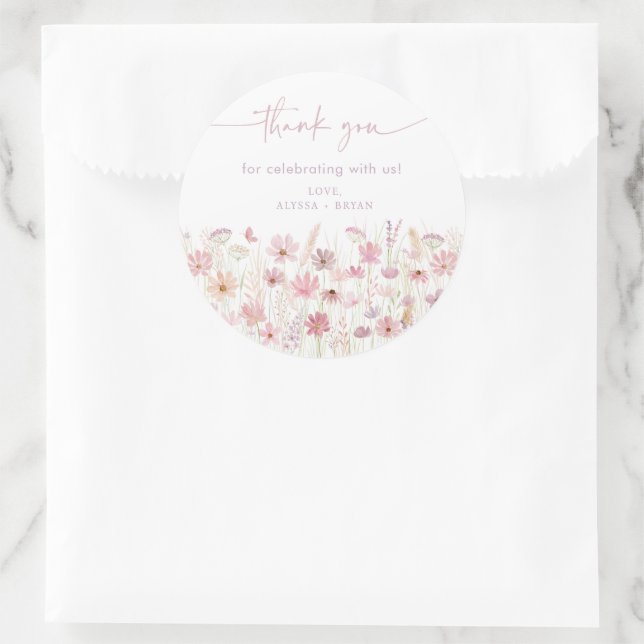 Dusty Pink Boho Wildblumen Babydusche Runder Aufkleber (Tasche)
