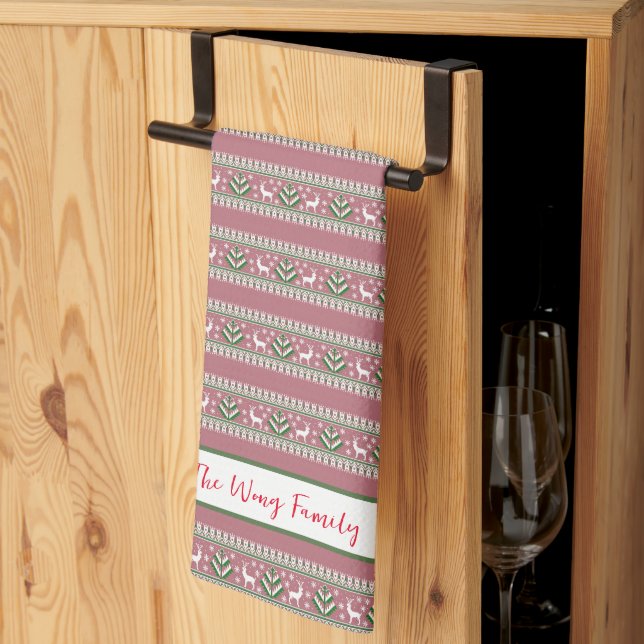 Dusty Pink Green und White Fair Isle Weihnachten Geschirrtuch (Drittel gefaltet)