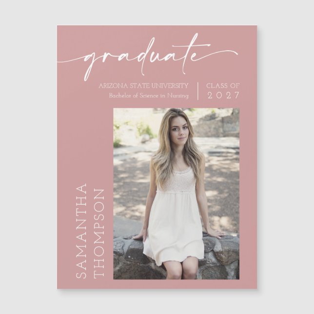 Dusty Pink Minimalistisch Script Foto Graduate Mag Magnetkarte (Vorderseite)