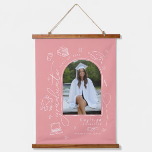 Dusty Pink Whimsical Hand Drawn Foto Abschluss Wandteppich Mit Holzrahmen