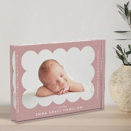 Dusty Rose Moderne Scallopie Geburtserklärung Fotoblock