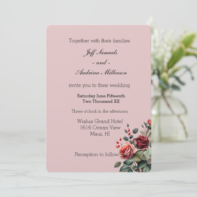 Dusty Rose Rosa mit Rote Rosen Blumenzehen Einladung (Stehend Vorderseite)