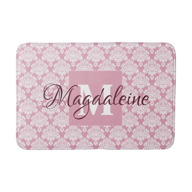 Dusty Rose Rosa Vintag Damask Monogramm und Name Badematte (Vorderseite)