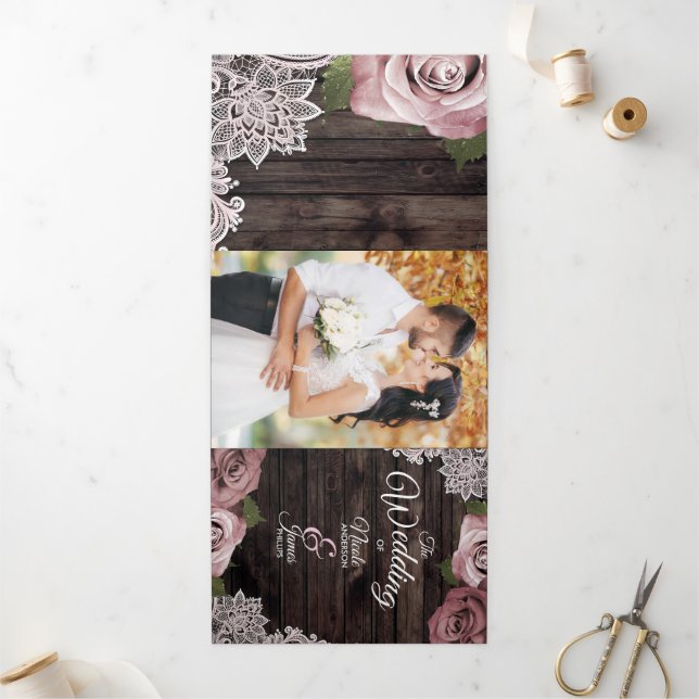 Dusty Rose Rustic Wood Trifold Wedding Programm (Außenbereich)