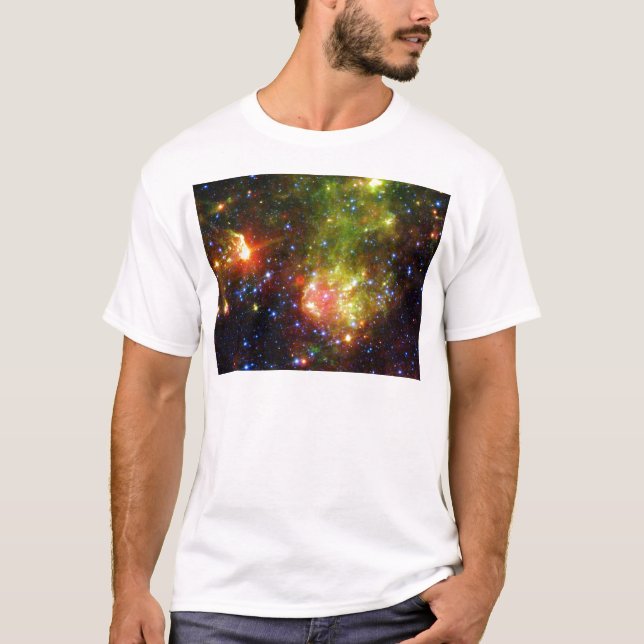 Dusty Tod eines großen Sterns der NASA T-Shirt (Vorderseite)