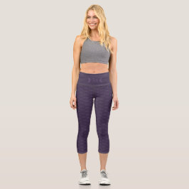 Dusty Violet Crescent Moons Monogramm Muster Capri Leggings