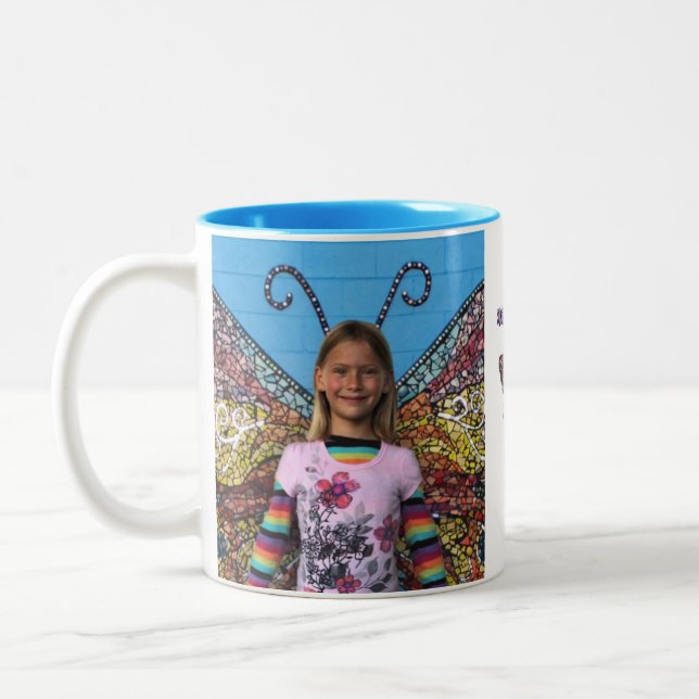 Dylans Schmetterlings-Tasse allein Zweifarbige Tasse (Links)