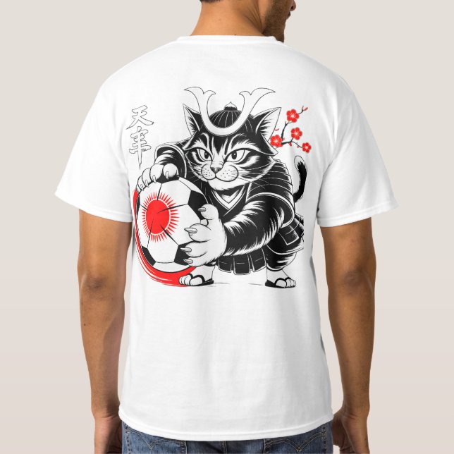 Dynamic Japanese Samurai Soccer Cat - Soccer Fans T-Shirt (Rückseite)