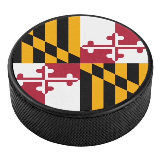 Dynamic Maryland State Flag Graphic on a Eishockey Puck (3/4)