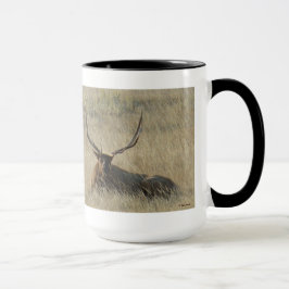 E25 Bullklee im Gras Tasse