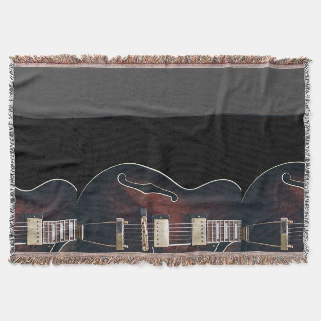 E-Gitarre auf Schwarz Decke (Vorderseite)