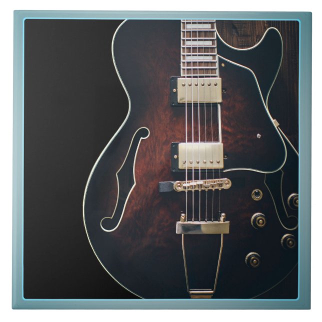 E-Gitarre auf Schwarz Fliese (Vorderseite)