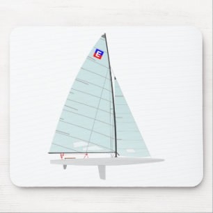 E-Scow, der Segelboot onedesign Klasse läuft Mousepad