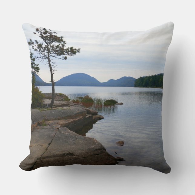 Eagle Lake at Acadia Nationalpark Kissen (Vorderseite)