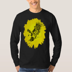 Eagle Motif Bird of Prey Beak Claws Animal Birds T-Shirt