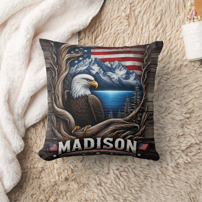 Eagle Nestled Amidst Mountains und die amerikanisc Kissen (Decke)