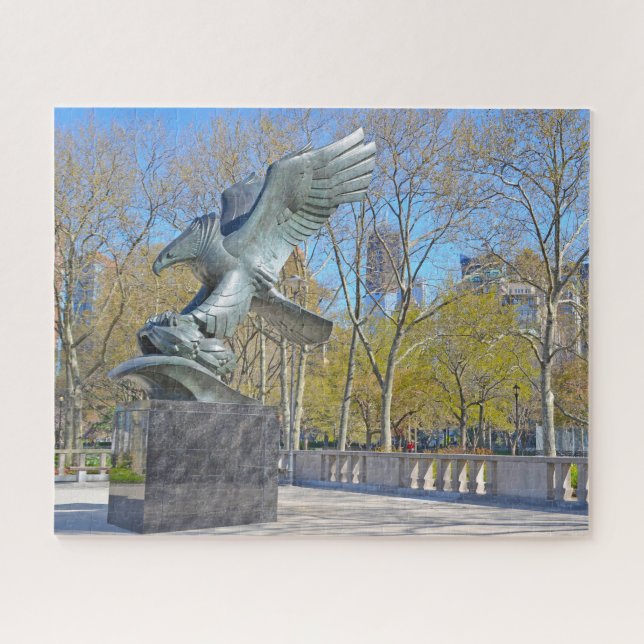 Eagle Statue New York. (Horizontal)