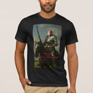 Earl Strickland auf Pferd, mit Rüstung und riesige T-Shirt