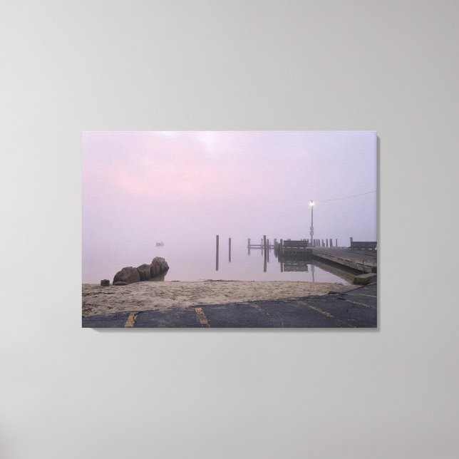Early Misty Morning Town Dock Leinwand Art (Vorderseite)