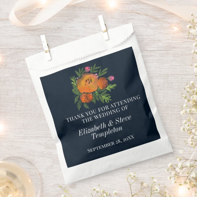 Earth Tones Burnt Orange Navy Floral Wedding Geschenktütchen (Ausgeschnitten)