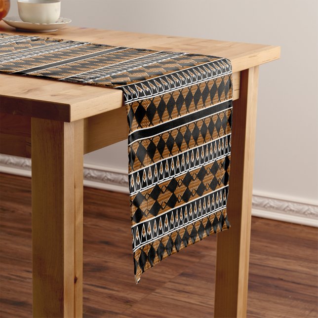 Earthbound Elegance: African Tribal Motif Kurzer Tischläufer (Von Creator hochgeladen)