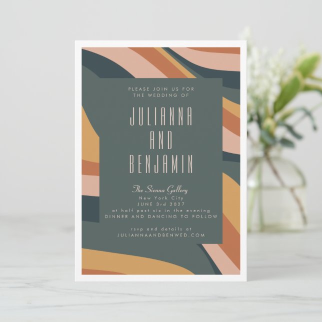 Earthy Boho Abstrakt Wavy Lines Terracotta Wedding Einladung (Stehend Vorderseite)