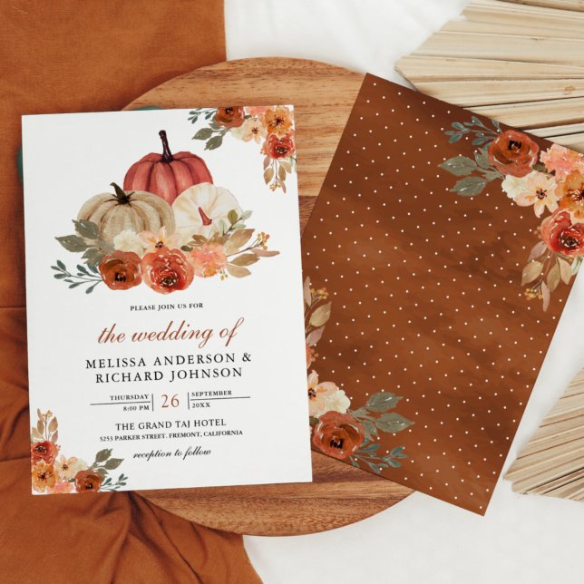 Earthy Burnt Orange Floral Pumpkin Wedding Einladung (Von Creator hochgeladen)