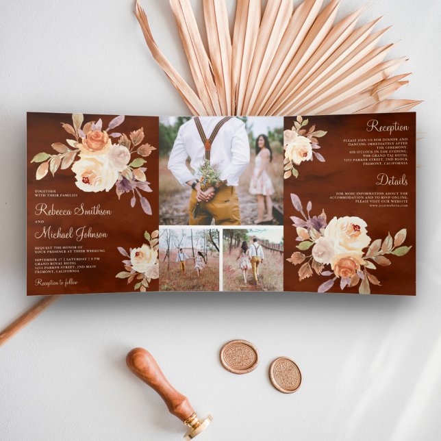 Earthy Dusty Peach Floral Terracotta Wedding Dreifach Gefaltete Einladung (Von Creator hochgeladen)