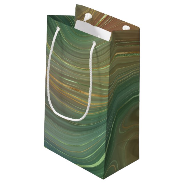 Earthy Emerald Strata | Green und Golden Ink Agate Kleine Geschenktüte (Rückseite Schrägansicht)