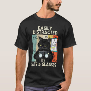 Easily Distracted By Cats & Glasses Optometrie T-Shirt