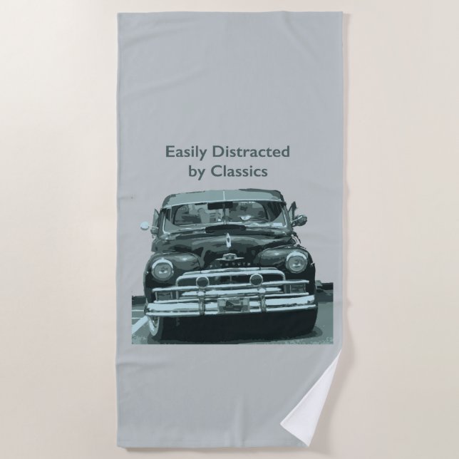 Easily Distracted by Classics Strandtuch (Vorderseite)