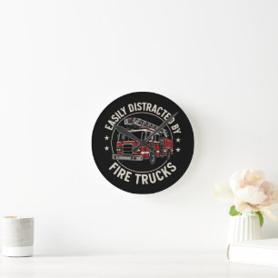 Easily Distracted By Fire Trucks Runde Wanduhr