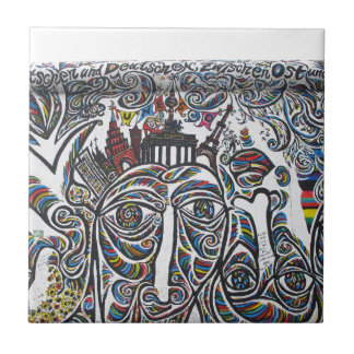 East Berlin Wall Graffiti Fliese