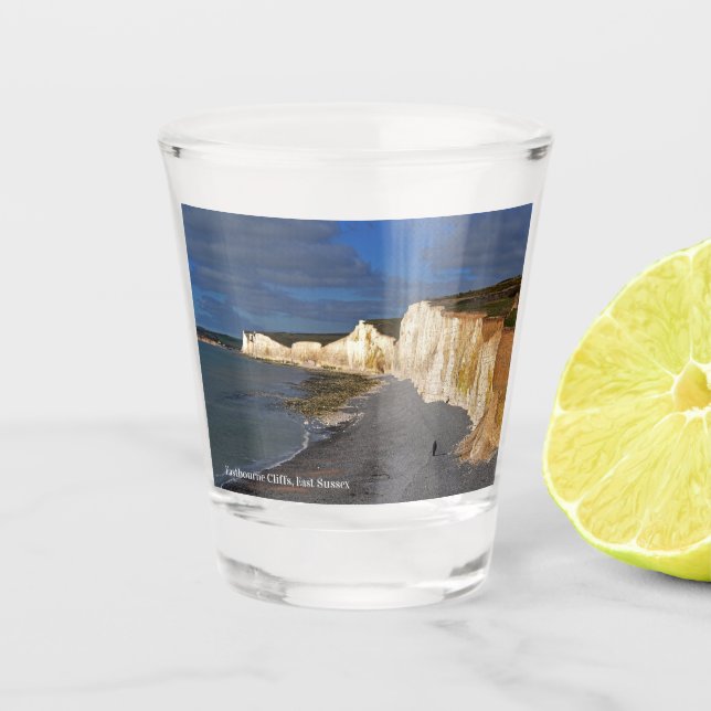 Eastbourne Cliffs of East Sussex England Keepake Schnapsglas (Vorderseite)