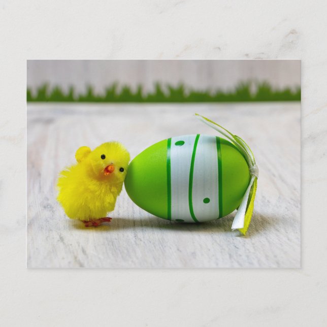 Easter Decoration - Easter egg and chick Postkarte (Vorderseite)