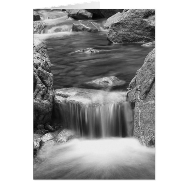Eau en chute (Devant)