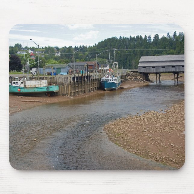 Ebbe in der Bay of Fundy in St. Martins, Neu Mousepad (Vorne)