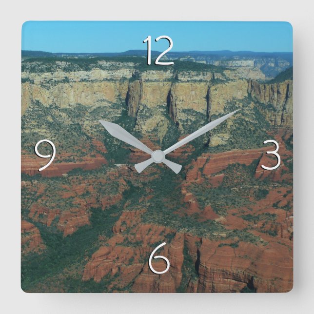 Ebenen der Roten Felsen in Sedona Arizona Quadratische Wanduhr (Vorderseite)