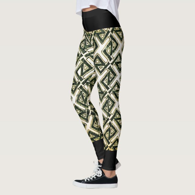 Eccentric Boss  Leggings (Links)
